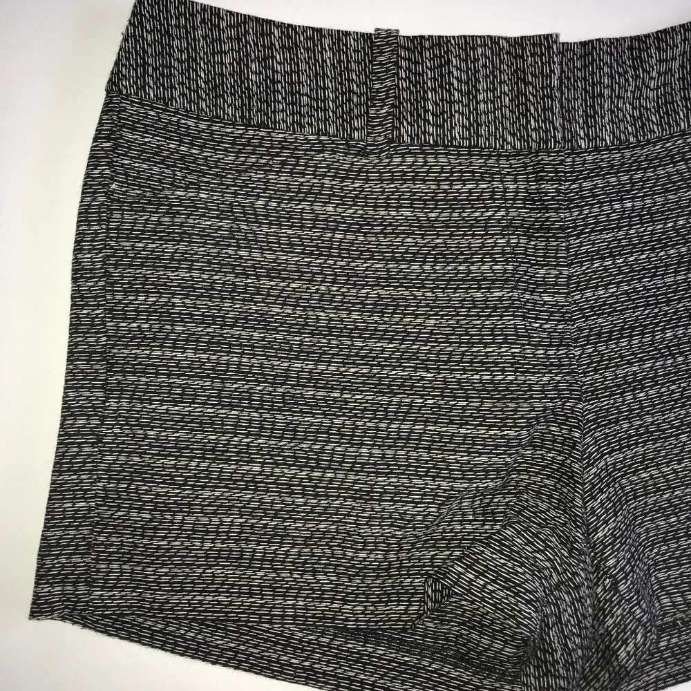 Patterned Shorts - Picture 3 of 3
